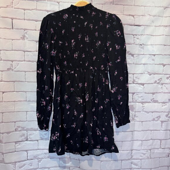 wild fable Dresses & Skirts - Wild Fable Black Turtle Neck Smocked Floral Long Sleeve Dress Small